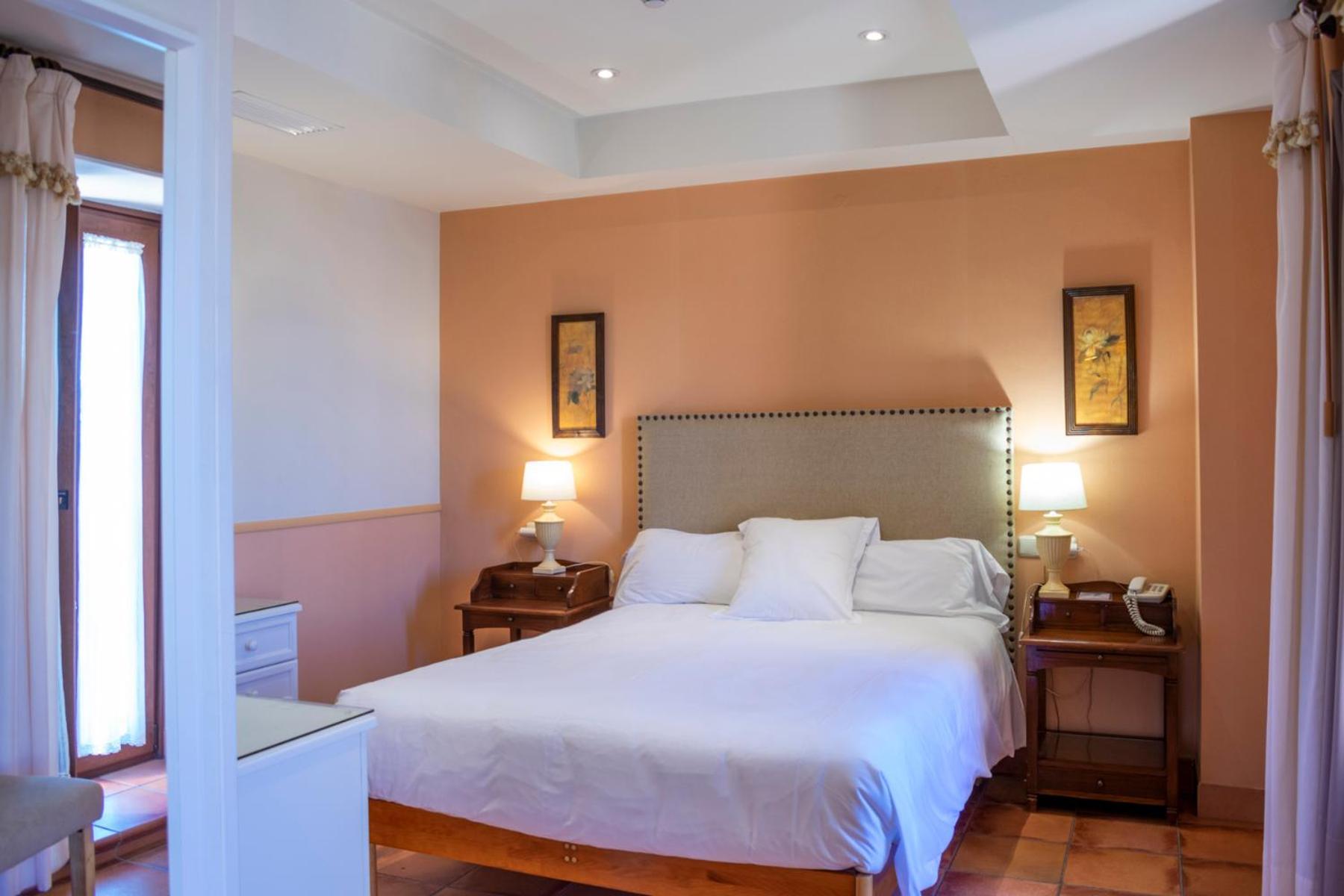 Hotel Veracruz Утрера Экстерьер фото