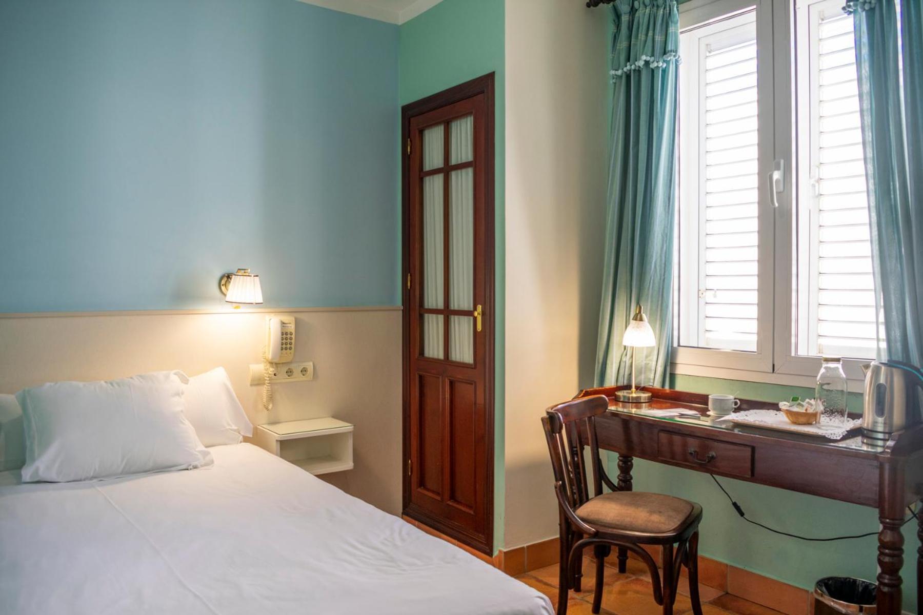 Hotel Veracruz Утрера Экстерьер фото