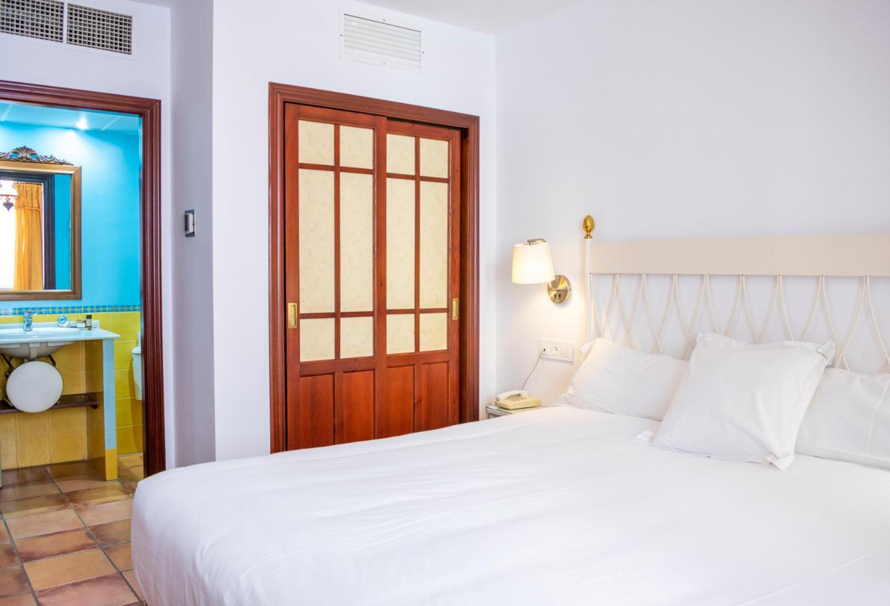 Hotel Veracruz Утрера Экстерьер фото